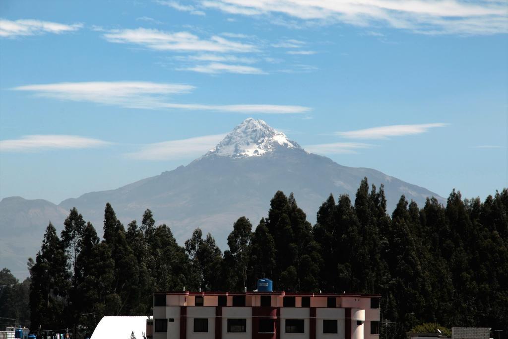 Hostel Sendero De Volcanes Latacunga Exteriör bild